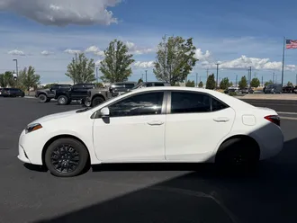 2015 Toyota Corolla photo 5