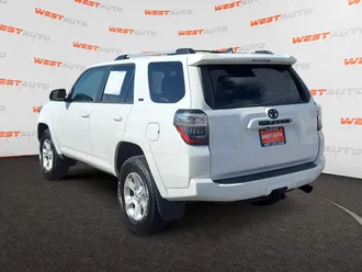 2022 Toyota 4Runner photo 3