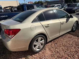 2014 Chevrolet Cruze photo 2
