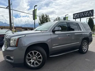 2020 GMC Yukon photo 2