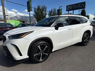 2021 Toyota Highlander photo 4