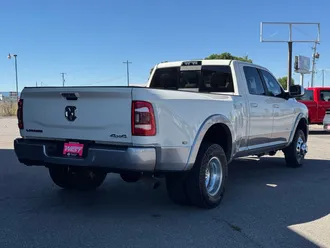 2021 Ram 3500 photo 6