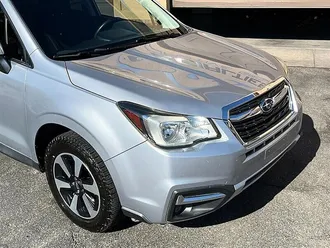 2018 Subaru Forester 2.5i Premium photo 5