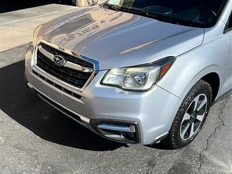 2018 Subaru Forester 2.5i Premium photo 6