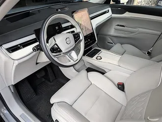 2025 Volvo EX90 Twin Motor Ultra photo 2