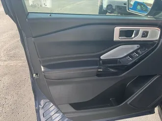 2021 Ford Explorer ST photo 6