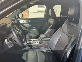 2021 Ford Explorer ST photo 7