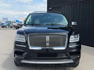2020 Lincoln Navigator photo 2