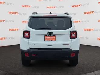 2023 Jeep Renegade photo 4
