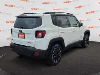 2023 Jeep Renegade photo 5