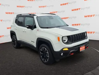 2023 Jeep Renegade photo 7