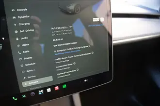Model Y 18