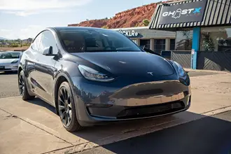 2021 Tesla Model Y photo 2