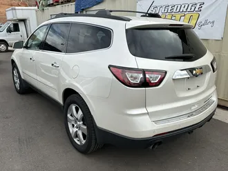 2014 Chevrolet Traverse photo 2