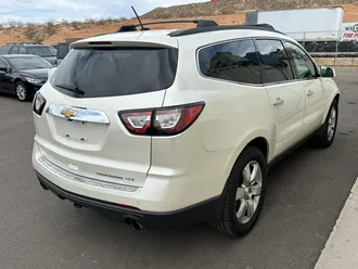 2014 Chevrolet Traverse photo 3