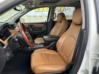 2014 Chevrolet Traverse photo 5