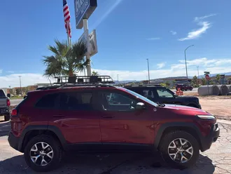 2016 Jeep Cherokee photo 2