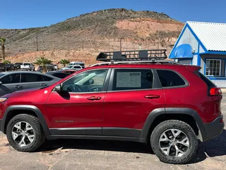 2016 Jeep Cherokee photo 6