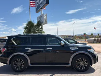2018 Nissan Armada photo 2