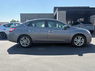 2015 Nissan Sentra photo 4
