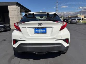 2021 Toyota C-HR photo 6