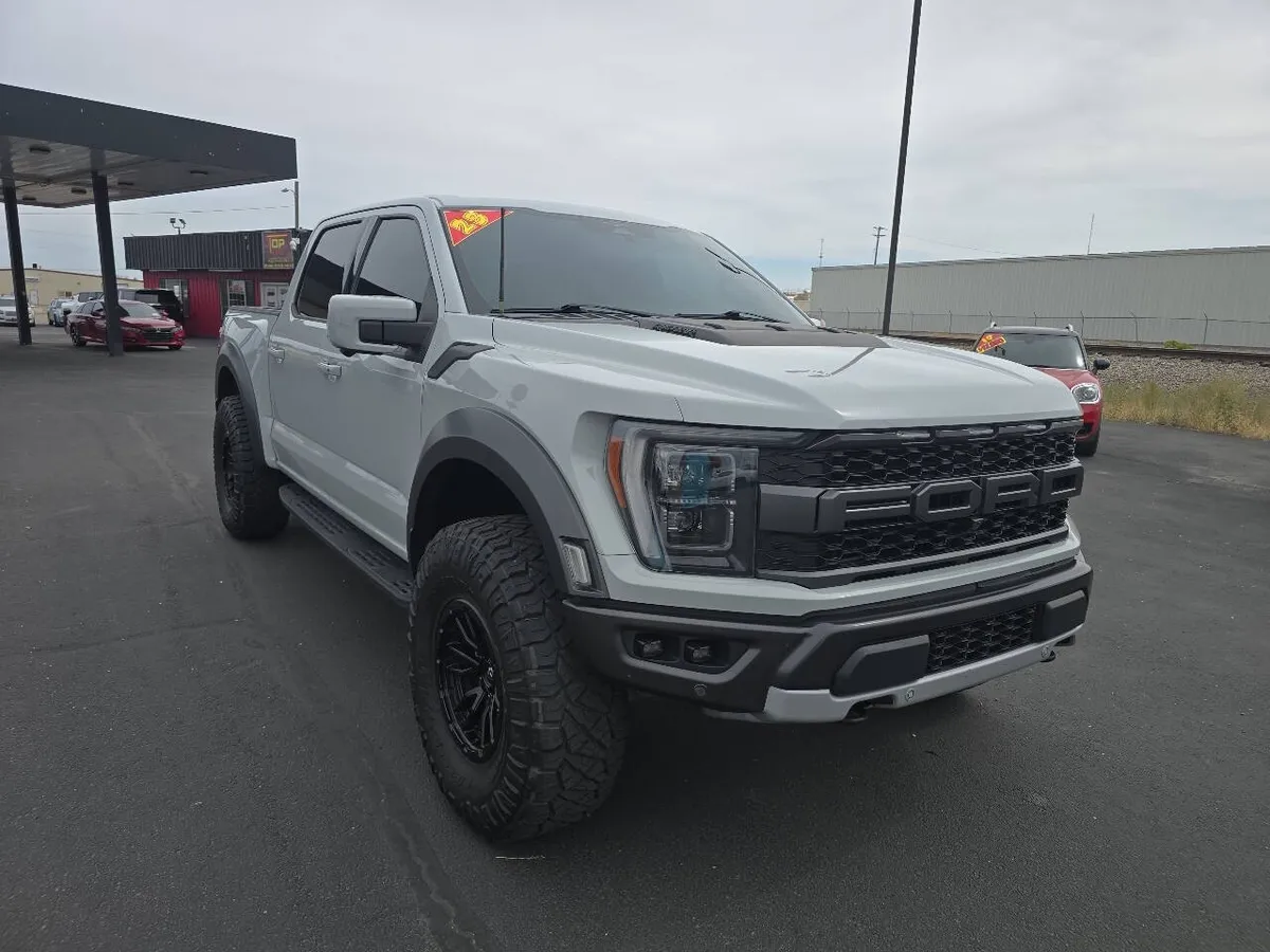 2023 Ford F-150 Raptor 4x4 4dr SuperCrew 5.5 ft. SB