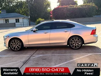 2017 Volvo S90 T6 Momentum photo 4