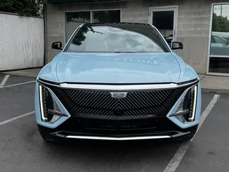 2024 Cadillac LYRIQ Luxury 2 photo 2