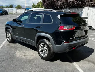 2019 Jeep Cherokee Trailhawk photo 5