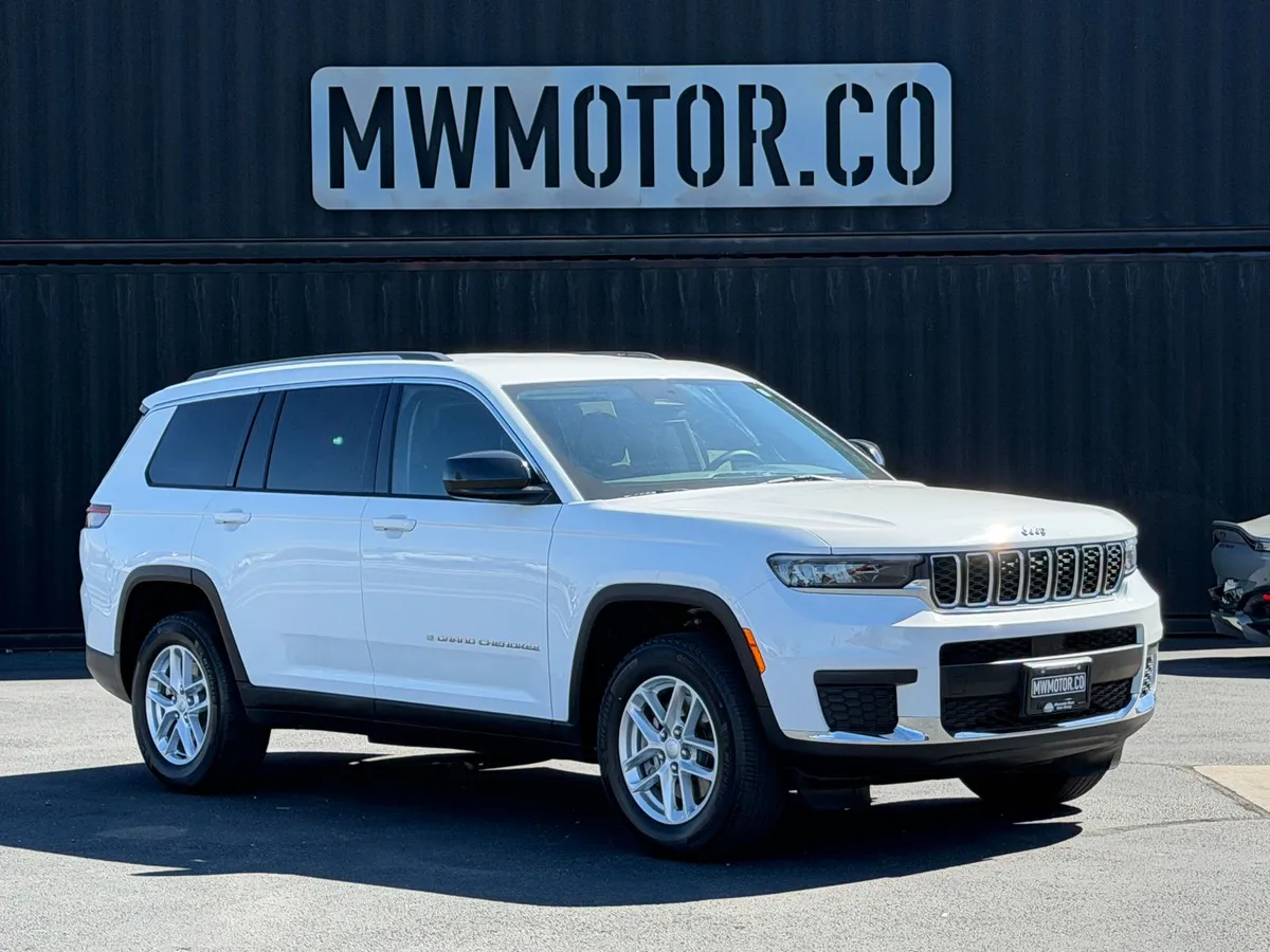 2022 Jeep Grand Cherokee L Laredo