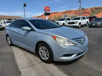 2011 Hyundai Sonata photo 3