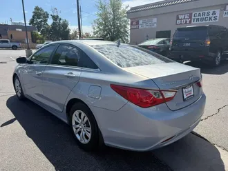 2011 Hyundai Sonata photo 6