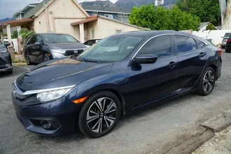 2018 Honda Civic photo 2