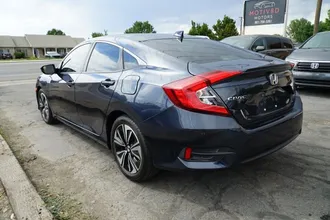 2018 Honda Civic photo 6