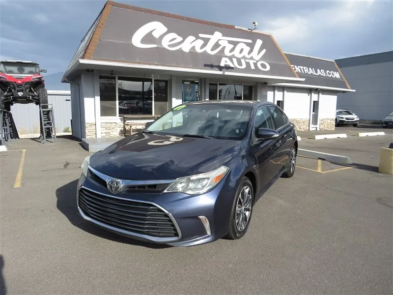2017 TOYOTA AVALON XLE