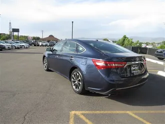 2017 TOYOTA AVALON photo 3