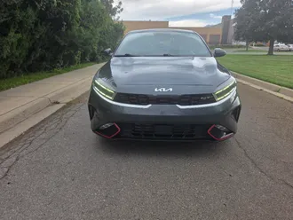 2023 Kia Forte photo 3