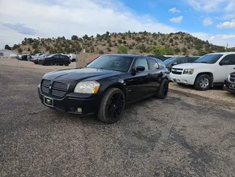 2006 Dodge Magnum photo 2