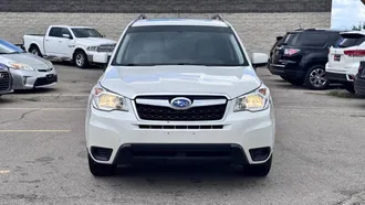 2015 Subaru Forester photo 2
