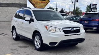 2015 Subaru Forester photo 3