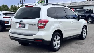 2015 Subaru Forester photo 5