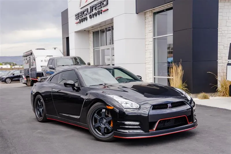 2015 NISSAN GT-R BLACK EDITION