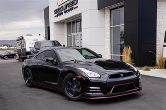 2015 NISSAN GT-R photo 2