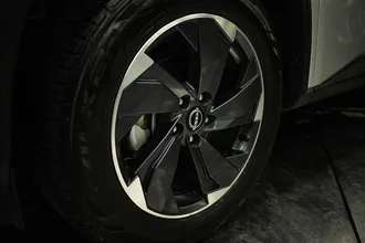 2024 NISSAN ROGUE photo 3