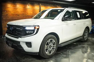 2025 FORD EXPEDITION photo 2