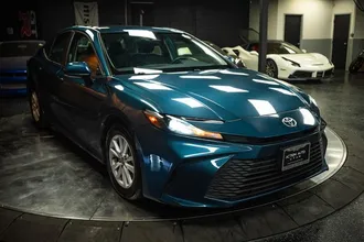 2025 TOYOTA CAMRY photo 5