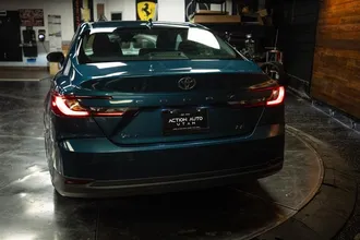2025 TOYOTA CAMRY photo 6