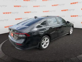 2023 Honda Accord photo 5