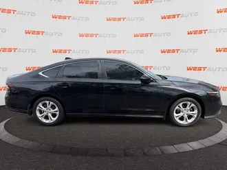 2023 Honda Accord photo 6