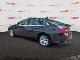 2024 Chevrolet Malibu photo 3